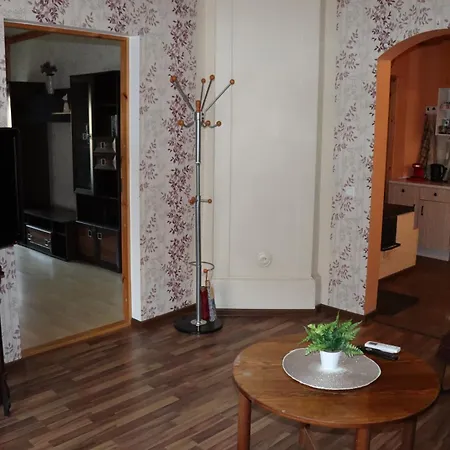 Apartment Double Bed On Tammsaare Street With Self Check-in *