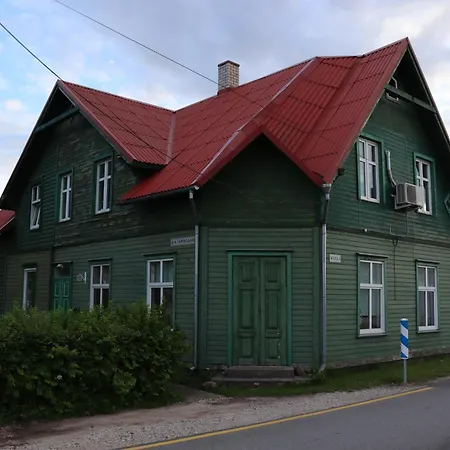 Double Bed On Tammsaare Street With Self Check-in